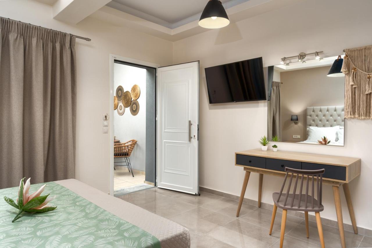 Iris & Rhea Junior Suites Τσιλιβί Εξωτερικό φωτογραφία