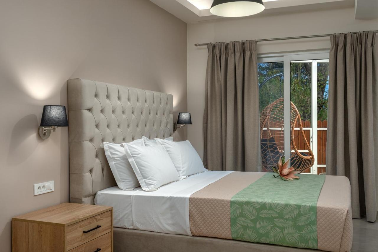 Iris & Rhea Junior Suites Τσιλιβί Εξωτερικό φωτογραφία