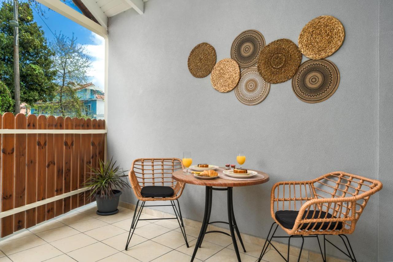 Iris & Rhea Junior Suites Τσιλιβί Εξωτερικό φωτογραφία