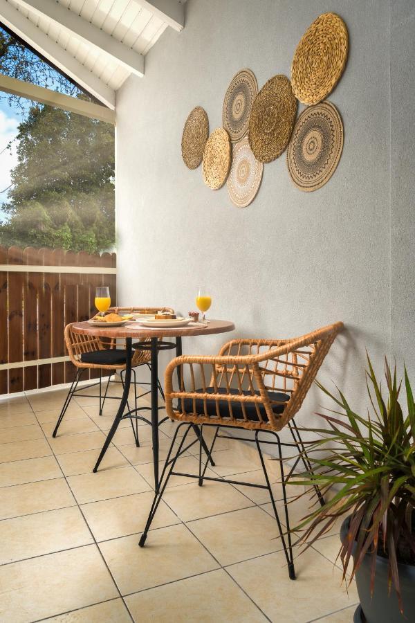 Iris & Rhea Junior Suites Τσιλιβί Εξωτερικό φωτογραφία