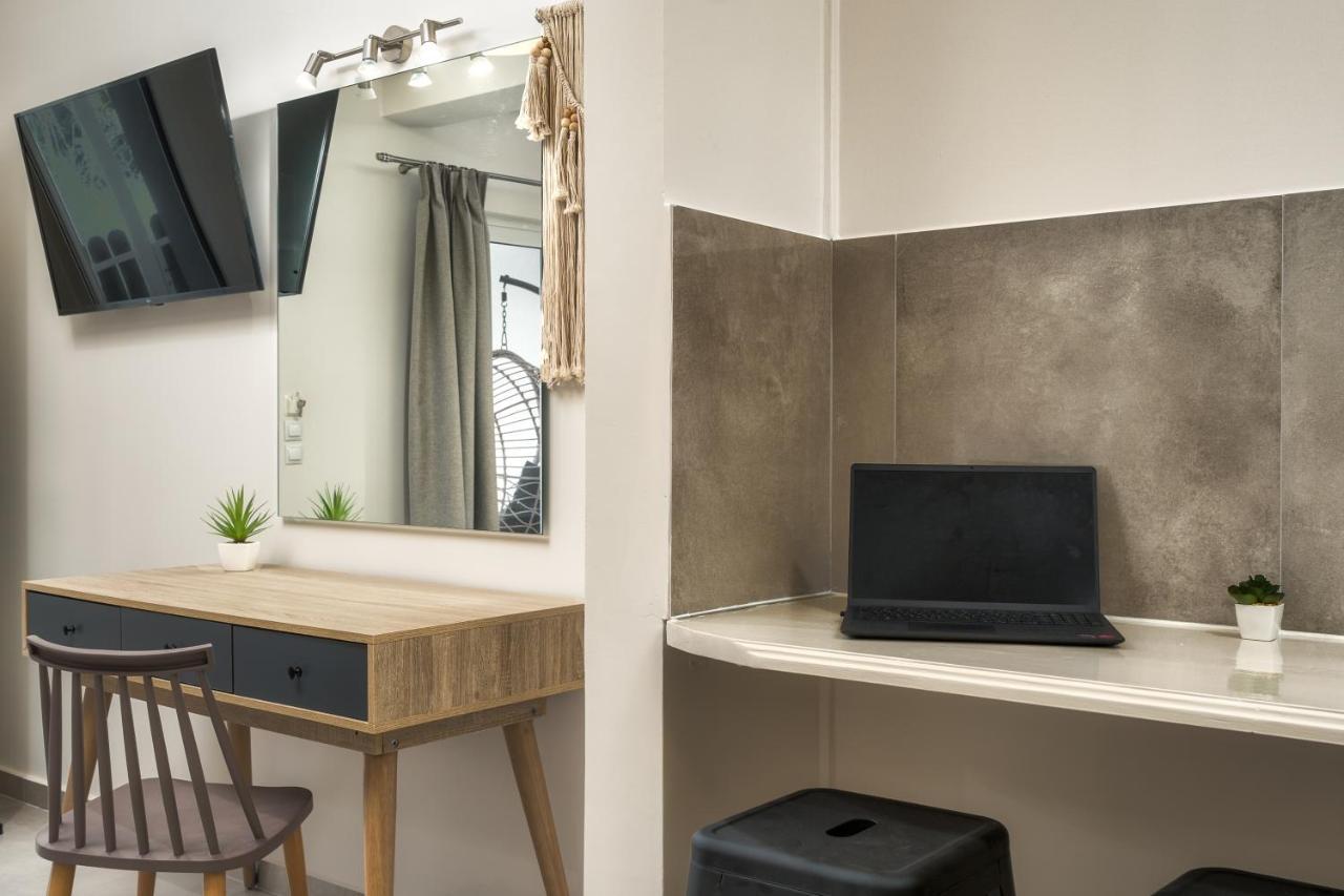 Iris & Rhea Junior Suites Τσιλιβί Εξωτερικό φωτογραφία