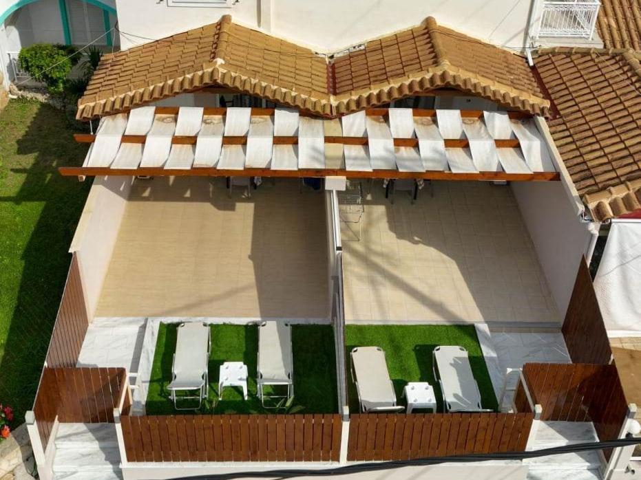 Iris & Rhea Junior Suites Τσιλιβί Εξωτερικό φωτογραφία